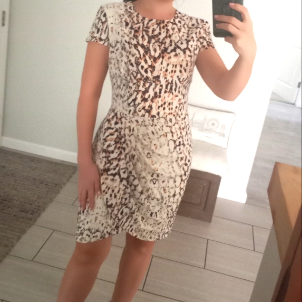 bebe White and Brown Animal Print Short Sleeve Dress